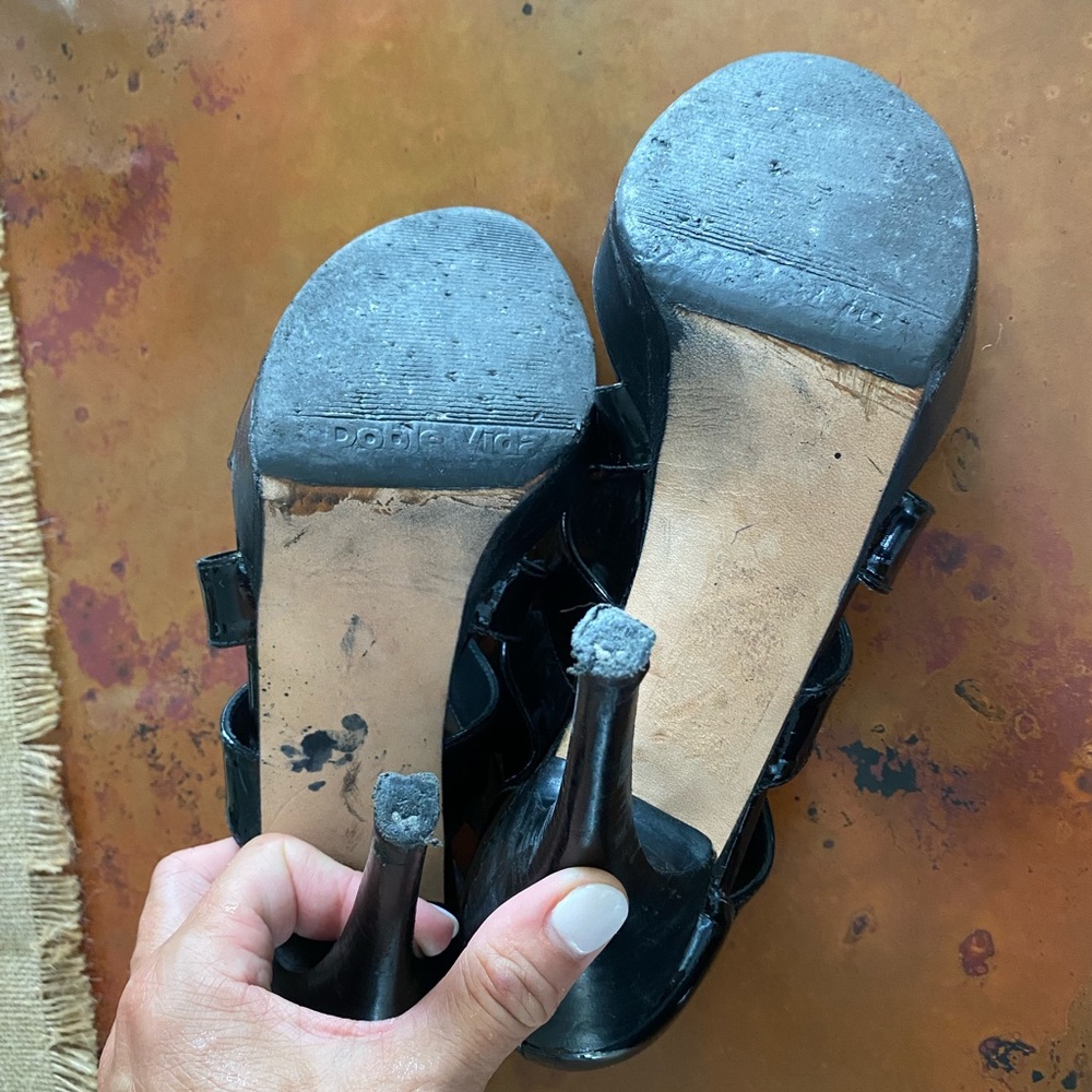 Stuart Weitzman Heels Size 8 - image 8